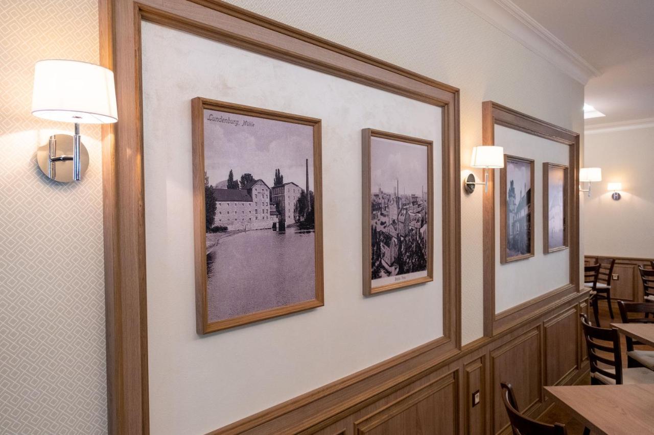 Penzion Elux Breclav ภายนอก รูปภาพ